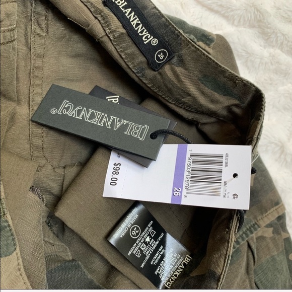*SOLD* BlankNYC camo cargo cropped green 26 small - Picture 6 of 11